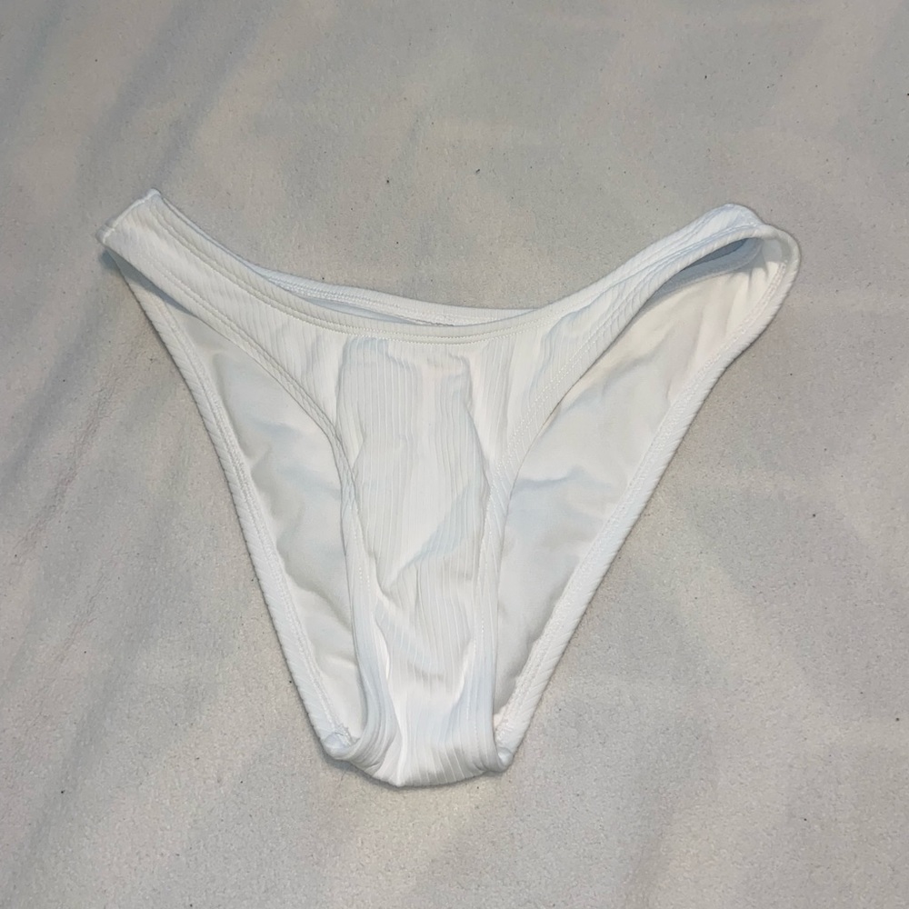 Bikini bottoms